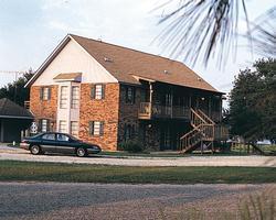 Hillcrest Lake Villas