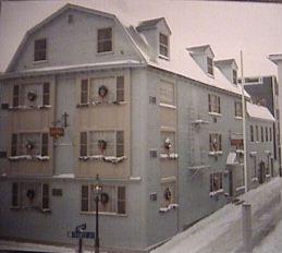 Newport Inntowne